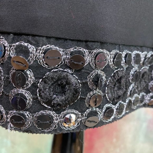 📌Tiana B. 70s Style Beaded Trim Shift Dress - Picture 4 of 12